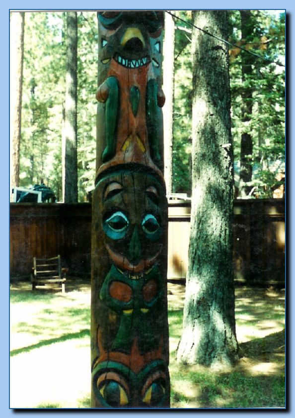 2 105 Totem Traditional Archive 03